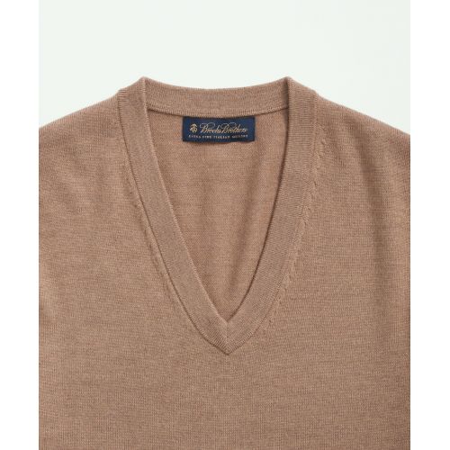 브룩스브라더스 Fine Merino Wool V-Neck Sweater