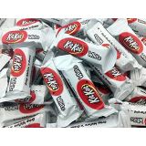 V RIVER FINN KitKat Candy Bars, White Creme, Miniature, Snack Size, Bulk (2 Lb.) KitKat Lovers Delight! Crisp Wafer & White Chocolate Candy Bar - Perfect for Easter, Candy Bowls & Buffets, Game