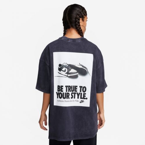 나이키 Nike NSW Essential Short Sleeve OS Dunk T-Shirt