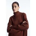 OVERSIZED PURE CASHMERE ROLL-NECK SWEATER