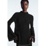 PLEATED KNITTED TUNIC TOP