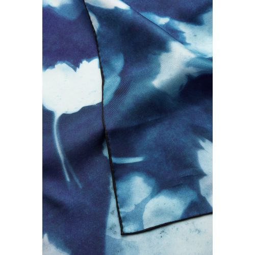 COS INVERTED-FLORAL SILK NECK SCARF