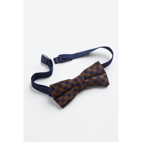 에이치앤엠 H&M Shirt and Bow Tie