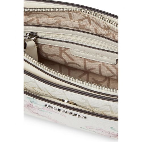  Calvin Klein Lucy Shoulder Bag