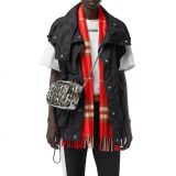 Burberry Giant Icon Check Cashmere Scarf_BRIGHT MILITARY RED
