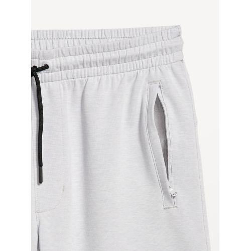 올드네이비 Dynamic Fleece Shorts -- 8-inch inseam