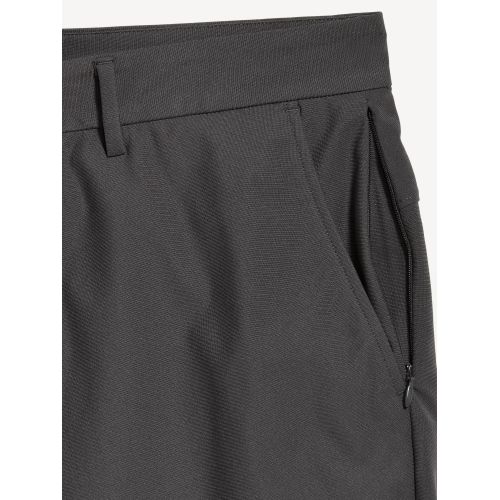 올드네이비 Hybrid Tech Chino Shorts -- 10-inch inseam