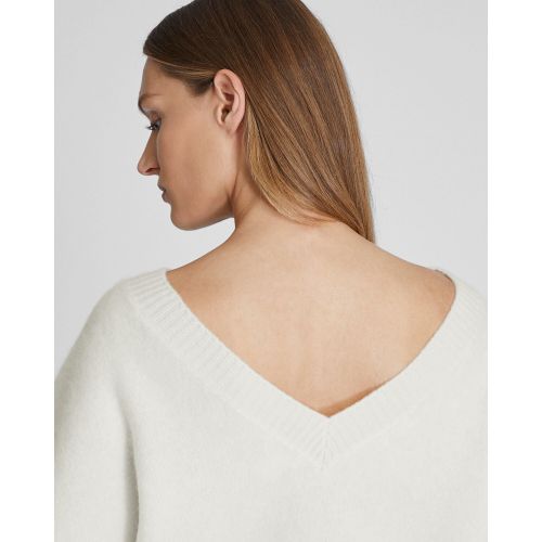 클럽모나코 Brushed Cashmere V-Back Sweater